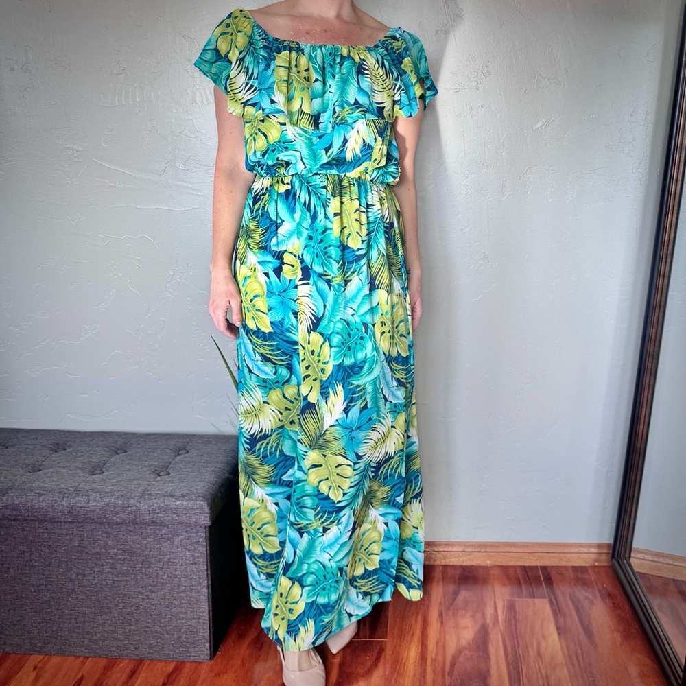eesome Tropical Palm Leaf Print Maxi Dress with Ruffle Adjustable Top - Picture 2 of 8